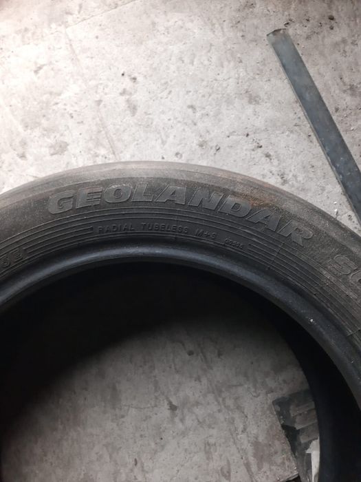 Продам комплект шин yokohama geolender g055e