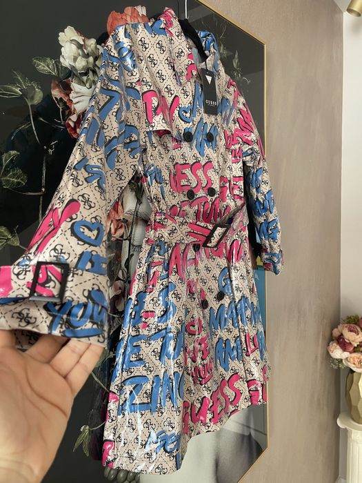 Детско шлиферче на Guess