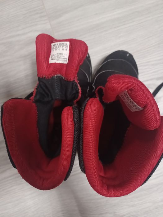 Ghete Adidas pentru copii