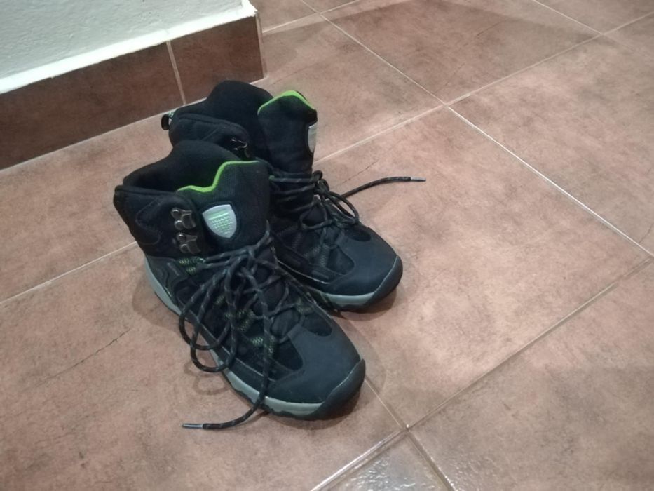 Зимни боти за момче  38 номер