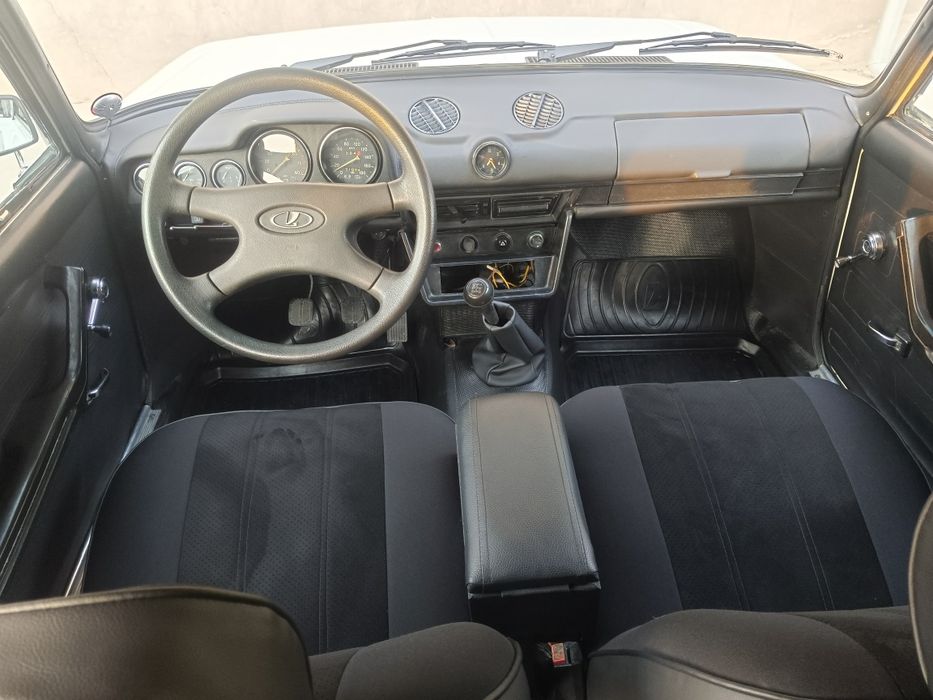 Jiguli vaz 2106 moshina