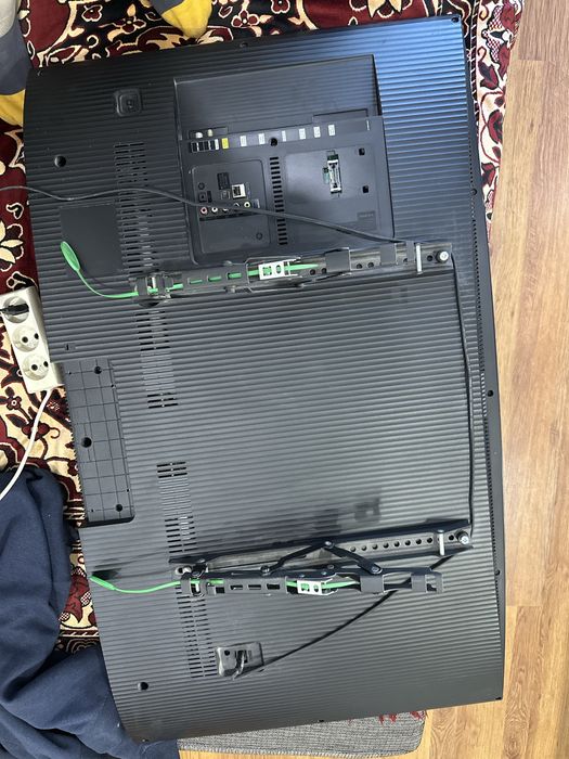 Samsung Smart Tv 120см