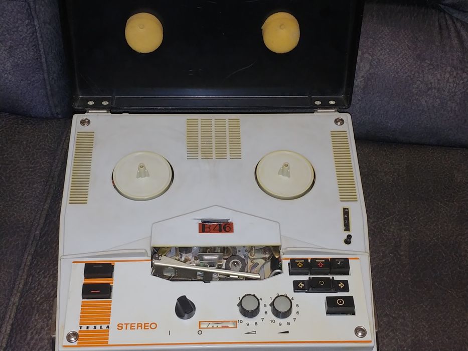 Magnetofon TESLA B 46 Stereo