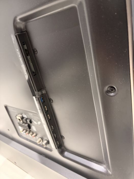 Телевизор 49" 4K 3D LG 49UF851V