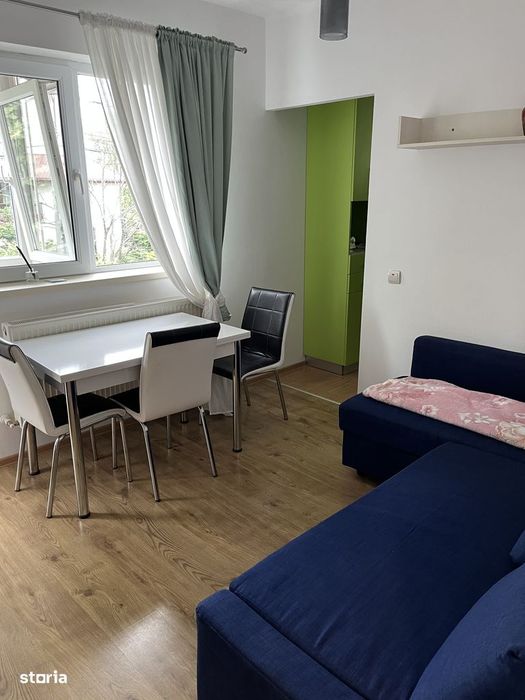Apartament 3 camere la vilă cu grădină, aproape de metrou, proprietar