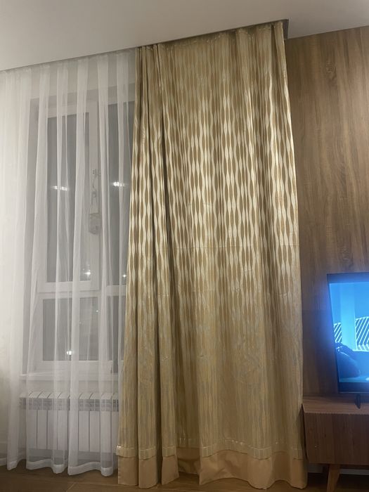 Продам шторы с тюлем