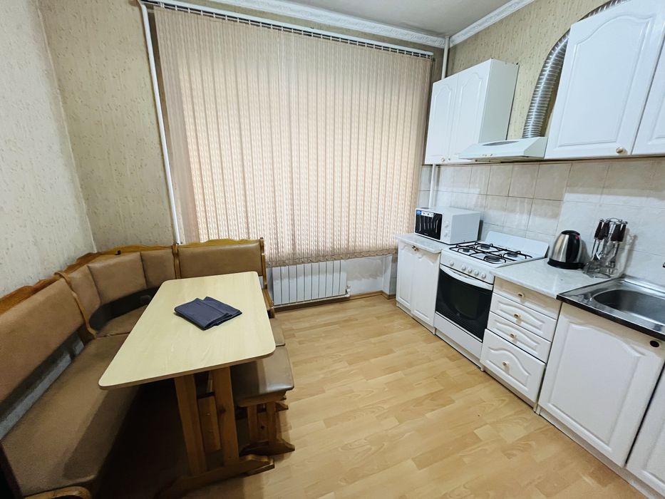 Сдам 2 квартиру посуточно просперкт Назарбаева 76