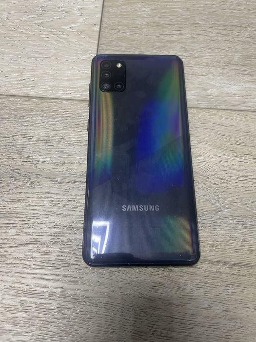 Телефон Samsung a31