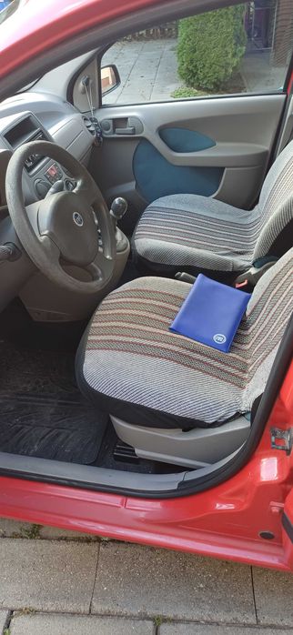 Vand FIAT PANDA 1.2 Benzina  60cp  an 2004, 142.700 km , cu AC