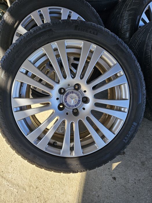 Jante Mercedes  r17  cu anvelopa iarna235 45  r17