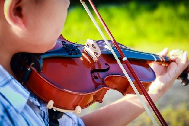 Обучение игре на скрипке