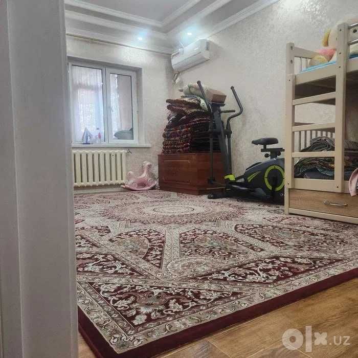 Квартира Шайхантохур 2/1/5 ор-р Тинчлик 57м Срочно