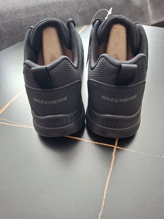 Skechers damă 37