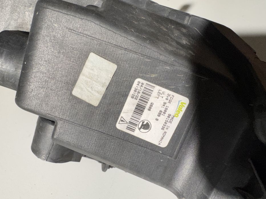 Proiector ceata Led stanga Skoda Superb 3