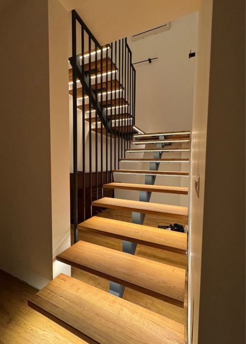 scarii pentru interior si exterior