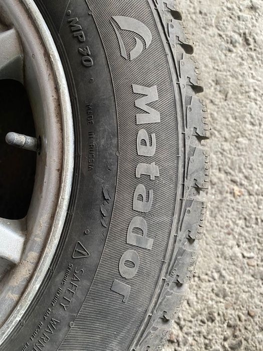 Продам диски с зимней резиной