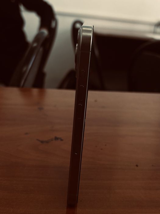 iPhone 15 pro 256 gb