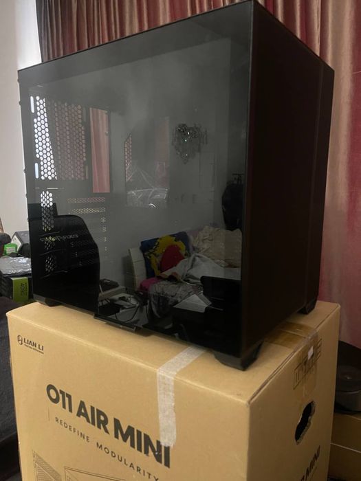 Продам корпус LianLi
