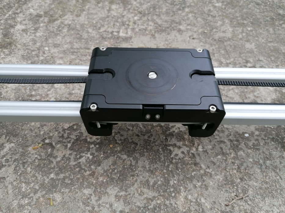 Cap macara video ABC, slider Edelkrone v-long echipat cu motor Edelkrone slide module V3
