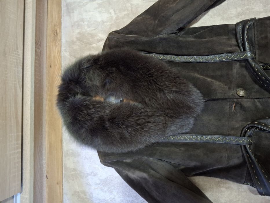 Дамско кожено яке с яка от лисица