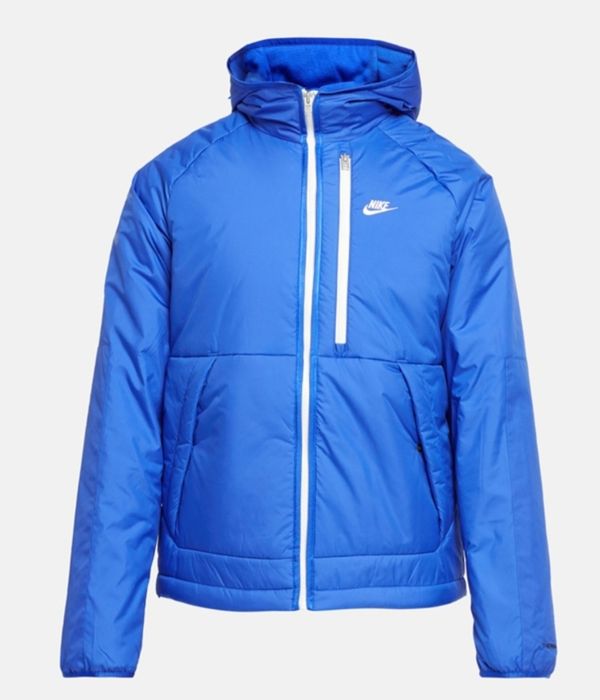 Ново мъжко яке Nike, размер S