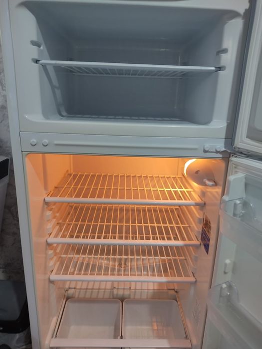 Холодилник  в хорошом сотояние