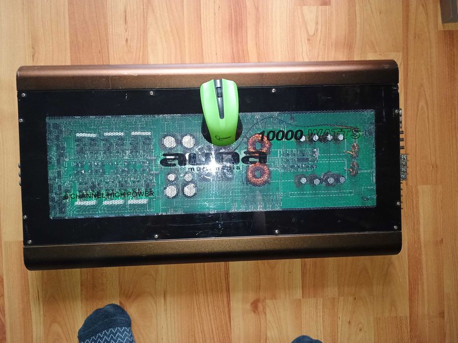 Amplificator audio auto AUNA 10000W
