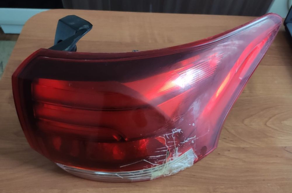 Фара задняя на митсубиси