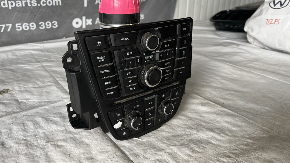 Средна конзола Opel Astra J 2009-2015