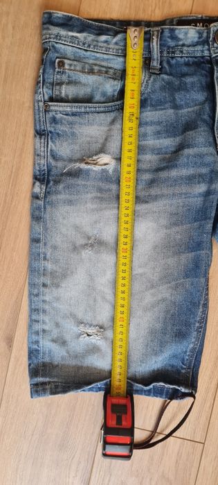 Къси дънкови панталони