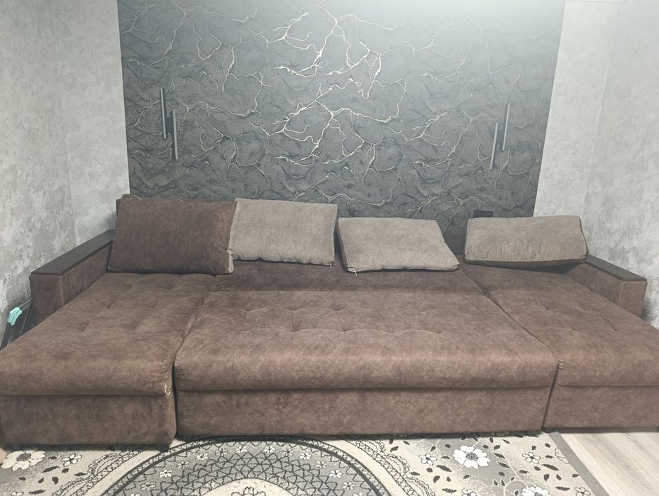 Продам диван 3,5 метра