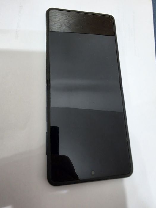 Samsung flip7 negru in garantie