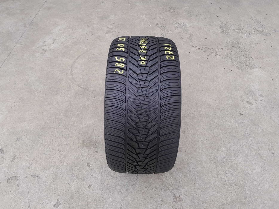 O anvelopa iarna 285 30 20 hankook winter I cept evo 3 cu 7,8 mm 2021