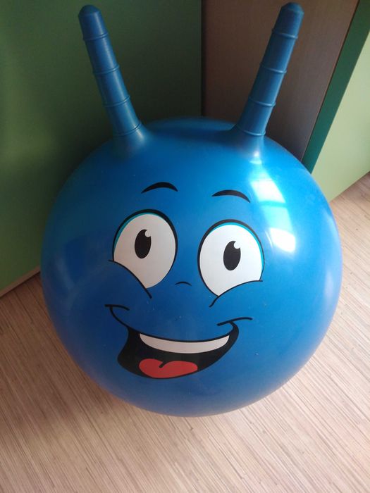 Фигурки Наруто, топка, кресло, въртележка, хеликоптер, кола, пистолет