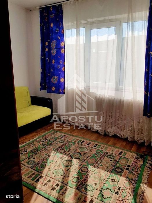 Apartament 4 camere, zona Vlaicu