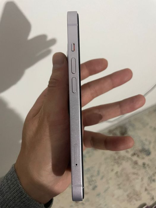 Продам iPhone айфон 14