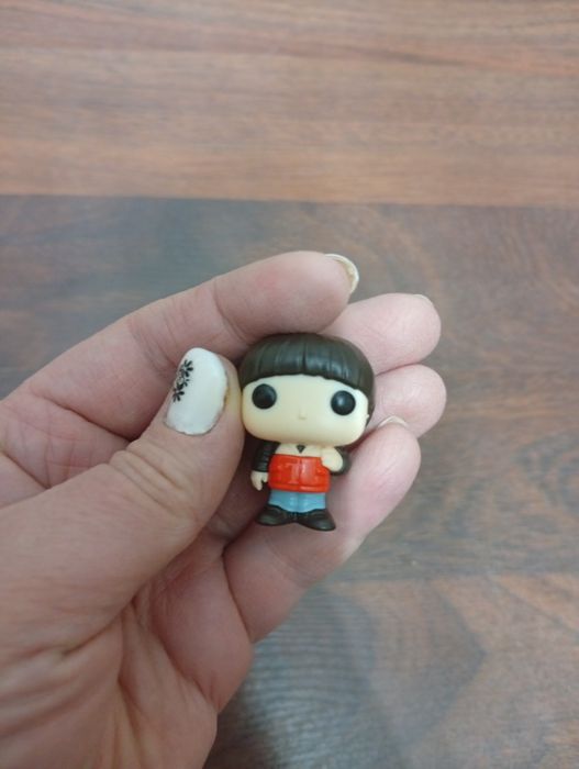 Продам коллекционную игрушку из киндера Уилл