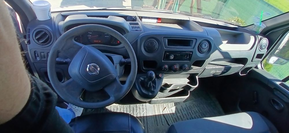 Nissan NV 400 2.3