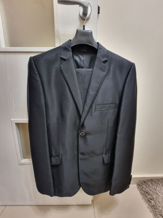 Vănd Costum Bărbați + Pantofi ca nou