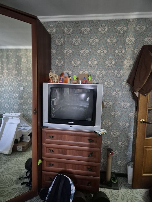 Телевизор samsung