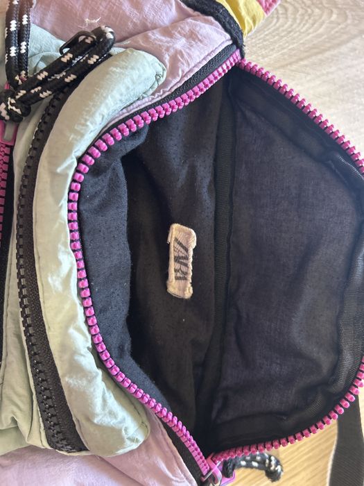 Детска чанта бананка ZARA