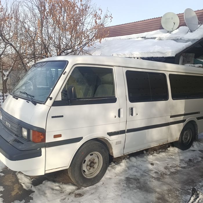 Продается Мазда бонго на ходу