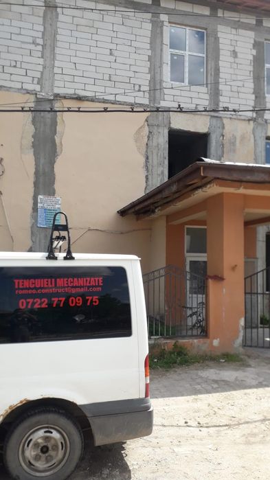 Tencuieli mecanizate