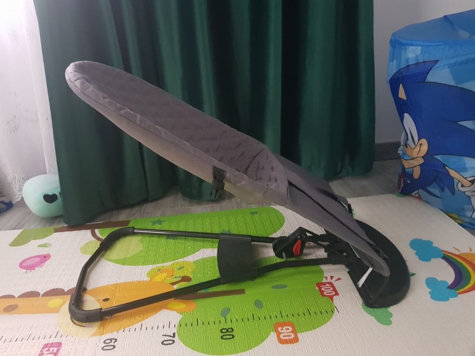 Vând Leagăn balansoar Gri