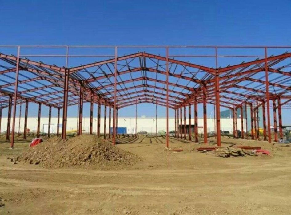 Vand hale metalice cu panouri sandwichi 12x10 m