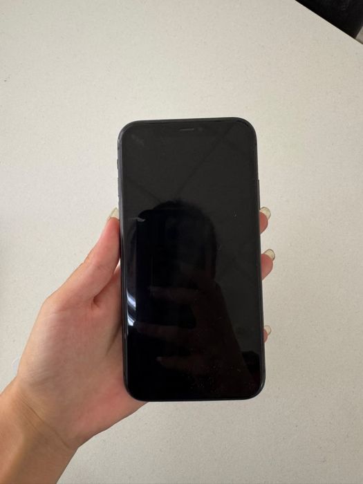 Iphone 11 128 гб.