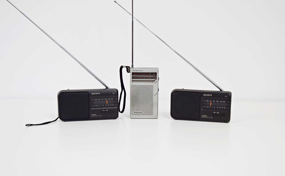 Radio portabil de buzunar Sony ICF-390