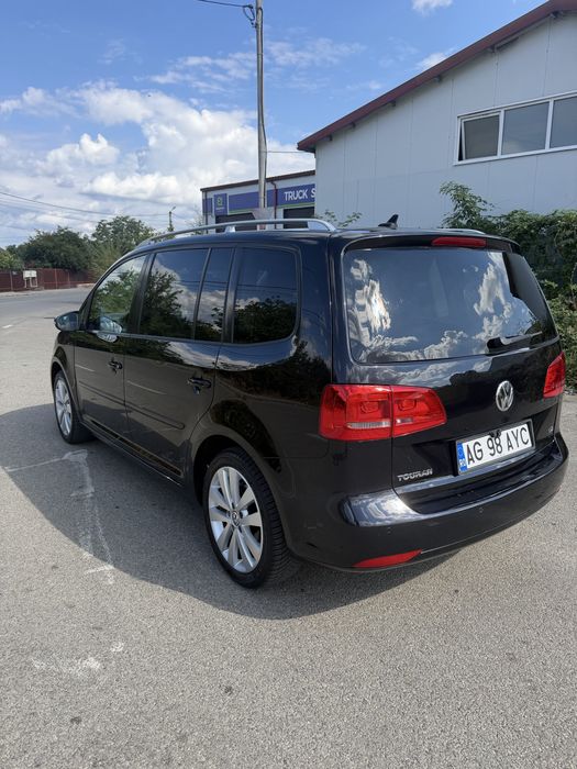 Vând VW Touran 1.6 TDI Automată