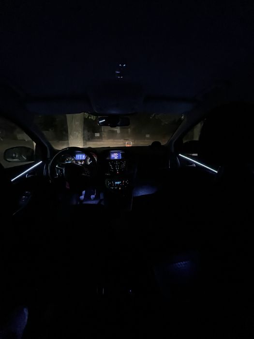 FORD Focus 2013 — imagine 5