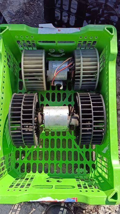 БМВ е34 моторчик печки